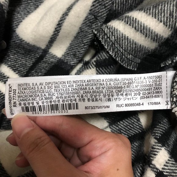 ZARA Black and White Plaid Oversized Shacket - Picture 12 of 13